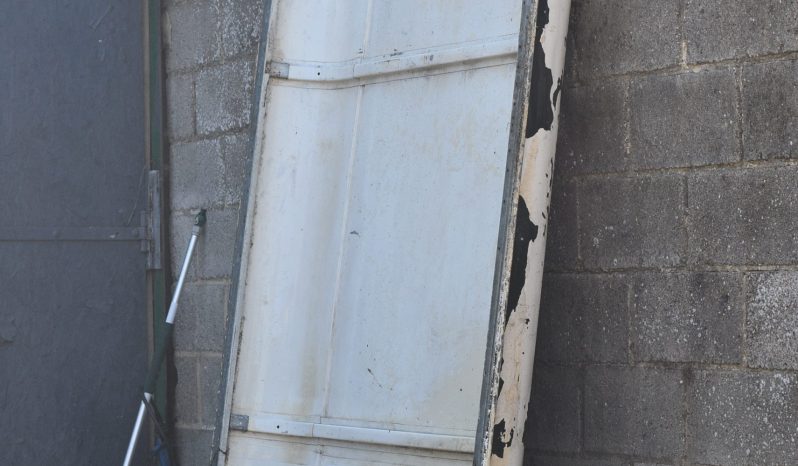 
								Various Land Rover and other car parts.  Call 07706 333444 to view by appointment.  Barn clearance. Buyer collects full									