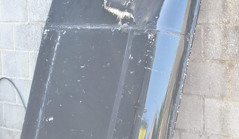 
								Various Land Rover and other car parts.  Call 07706 333444 to view by appointment.  Barn clearance. Buyer collects full									