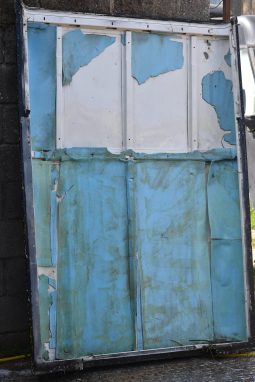 
										Various Land Rover and other car parts.  Call 07706 333444 to view by appointment.  Barn clearance. Buyer collects full									