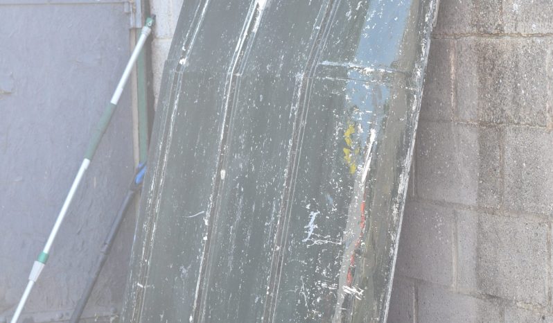 
								Various Land Rover and other car parts.  Call 07706 333444 to view by appointment.  Barn clearance. Buyer collects full									