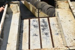 
										Various Land Rover and other car parts.  Call 07706 333444 to view by appointment.  Barn clearance. Buyer collects full									