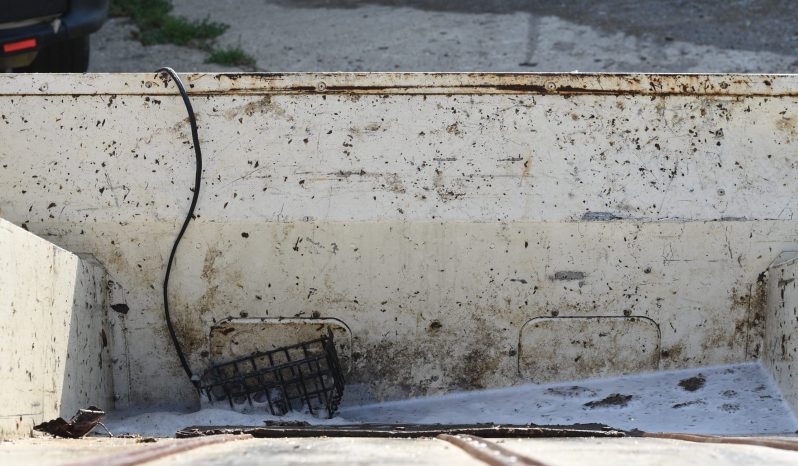 
								Various Land Rover and other car parts.  Call 07706 333444 to view by appointment.  Barn clearance. Buyer collects full									