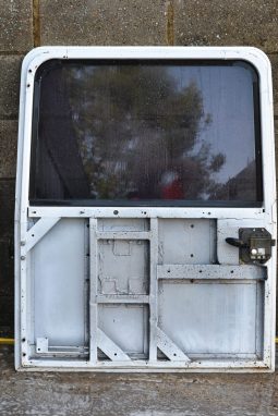 
										Various Land Rover and other car parts.  Call 07706 333444 to view by appointment.  Barn clearance. Buyer collects full									