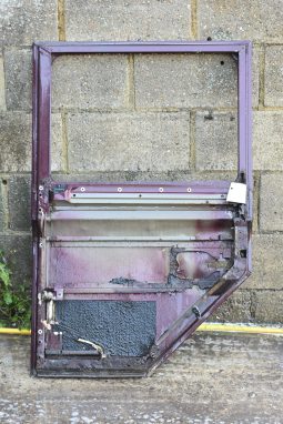 
										Various Land Rover and other car parts.  Call 07706 333444 to view by appointment.  Barn clearance. Buyer collects full									