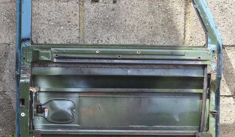 
								Various Land Rover and other car parts.  Call 07706 333444 to view by appointment.  Barn clearance. Buyer collects full									