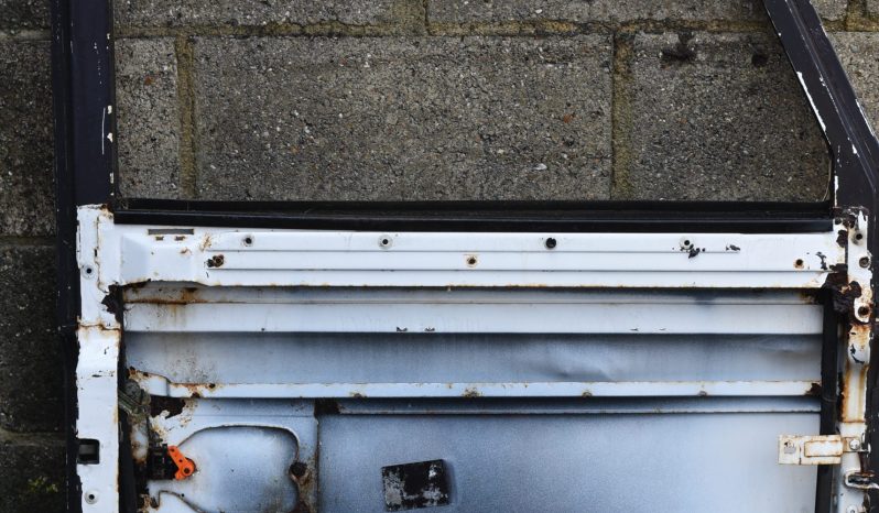 
								Various Land Rover and other car parts.  Call 07706 333444 to view by appointment.  Barn clearance. Buyer collects full									