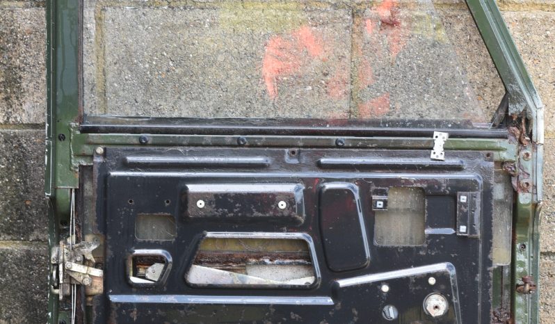 
								Various Land Rover and other car parts.  Call 07706 333444 to view by appointment.  Barn clearance. Buyer collects full									