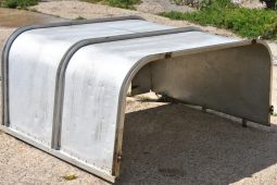 
										Various Land Rover and other car parts.  Call 07706 333444 to view by appointment.  Barn clearance. Buyer collects full									