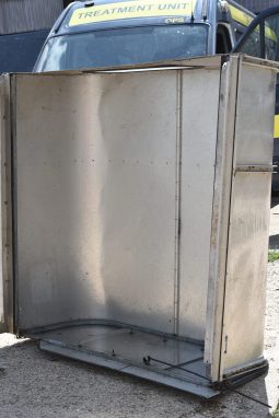 
										Various Land Rover and other car parts.  Call 07706 333444 to view by appointment.  Barn clearance. Buyer collects full									