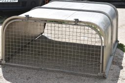 
										Various Land Rover and other car parts.  Call 07706 333444 to view by appointment.  Barn clearance. Buyer collects full									