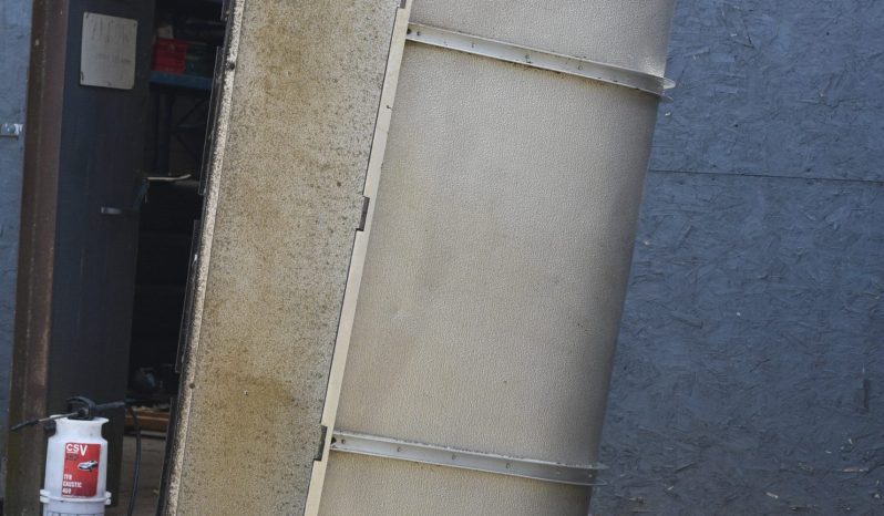 
								Various Land Rover and other car parts.  Call 07706 333444 to view by appointment.  Barn clearance. Buyer collects full									