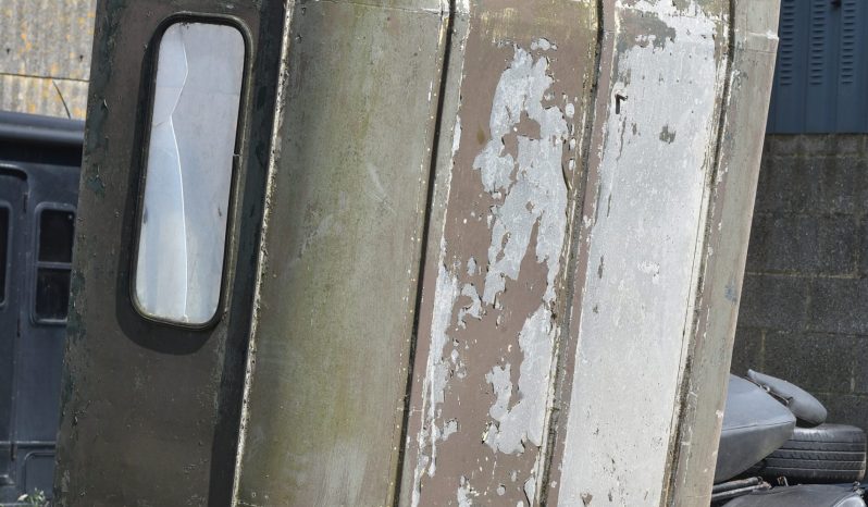 
								Various Land Rover and other car parts.  Call 07706 333444 to view by appointment.  Barn clearance. Buyer collects full									