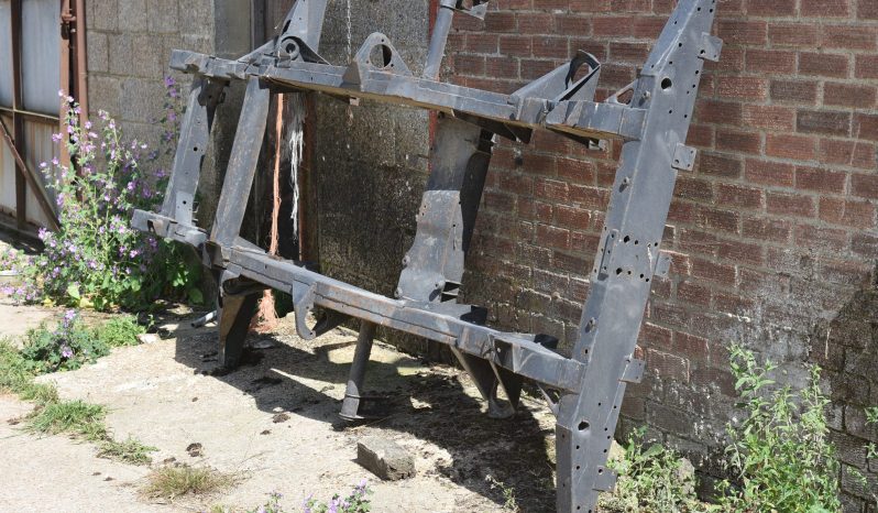 
								Various Land Rover and other car parts.  Call 07706 333444 to view by appointment.  Barn clearance. Buyer collects full									