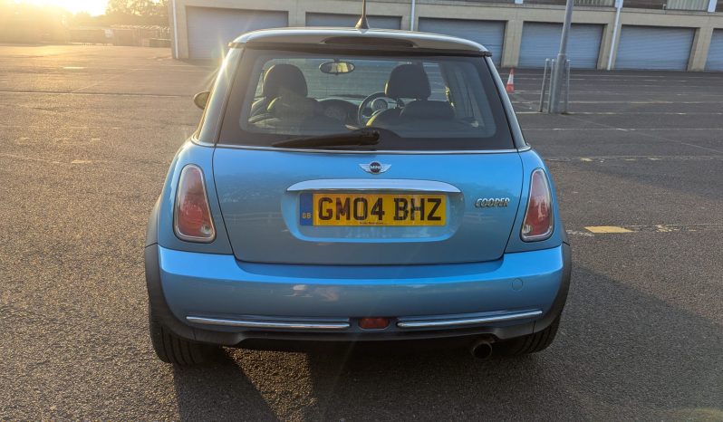 
								Mini Cooper 2004 proper history, low miles only 1 previous owner SKU893 full									