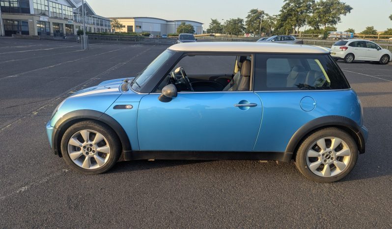 
								Mini Cooper 2004 proper history, low miles only 1 previous owner SKU893 full									