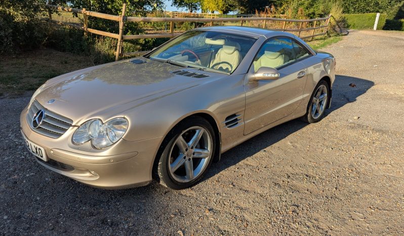 
								Mercedes SL500 Cabrio Auto R230 series 2002 GENUINE LOW MILEAGE Freshly serviced fully checked SKU898 full									