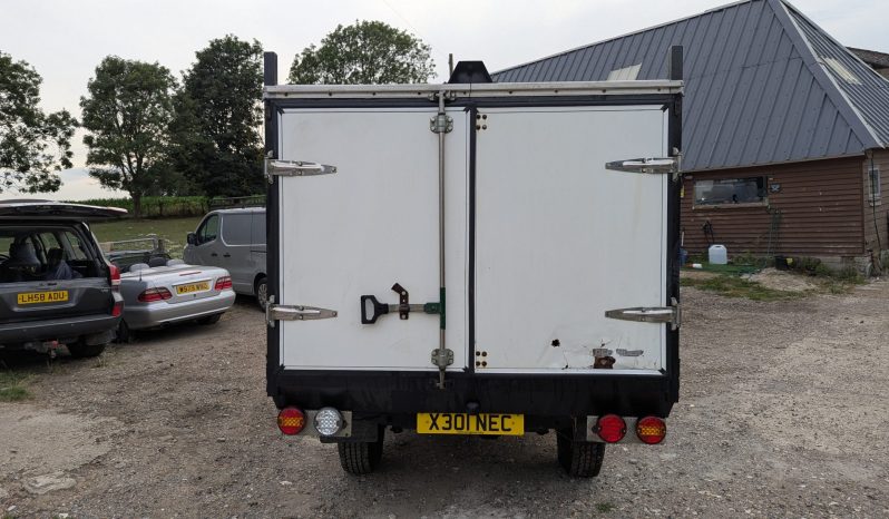 
								Land Rover Defender 130 Double Cap Hi Cap Box Back 2000 SKU888 full									