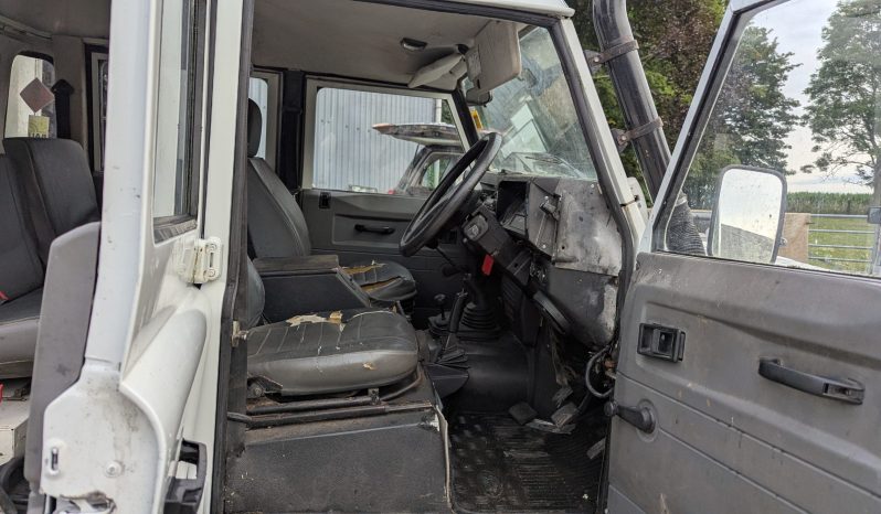 
								Land Rover Defender 130 Double Cap Hi Cap Box Back 2000 SKU888 full									