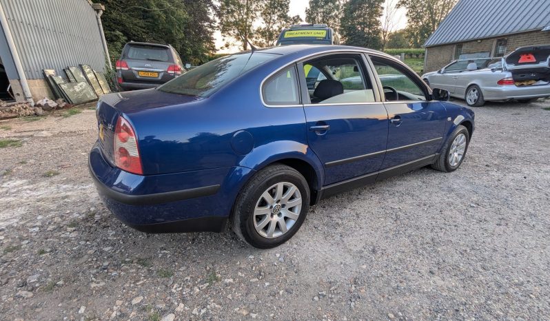
								Volkswagen Passat SE 20v Turbo2003 Manual Turbo Petrol SKU899 full									