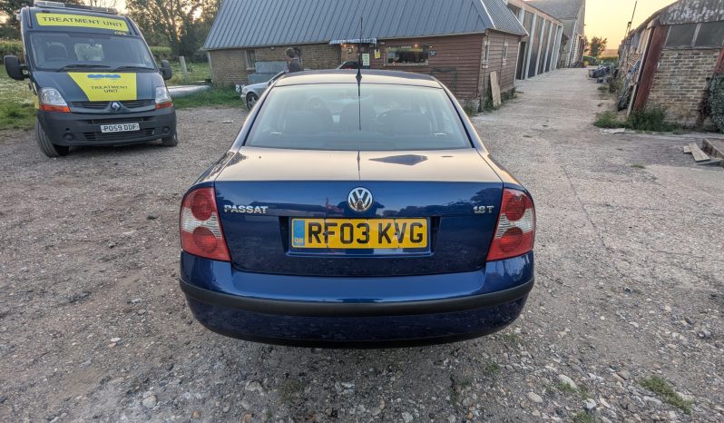
								Volkswagen Passat SE 20v Turbo2003 Manual Turbo Petrol SKU899 full									