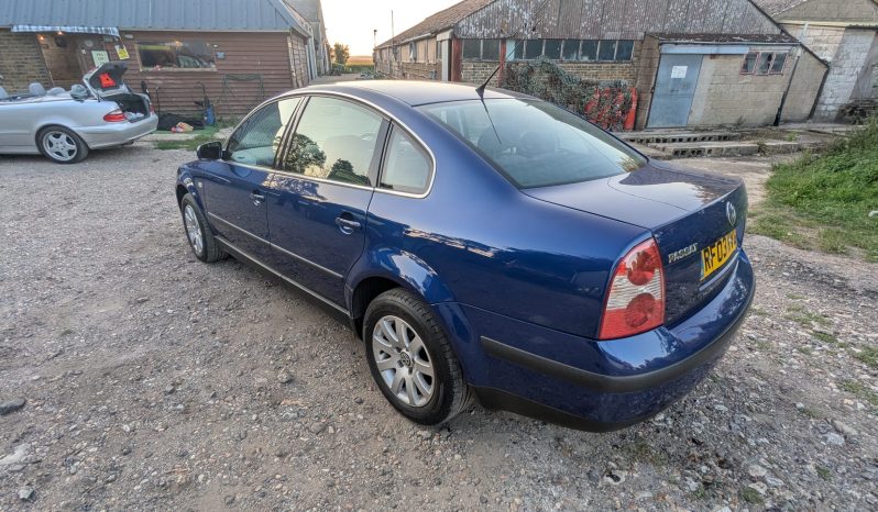 
								Volkswagen Passat SE 20v Turbo2003 Manual Turbo Petrol SKU899 full									