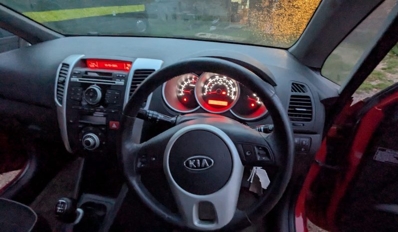 
								KIA VENGA 3 ECODYNAMICS CRDI 90 2011 SKU909 full									