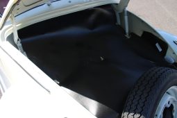 
										Volkswagen Beetle 1200cc Rare 6 Volt RHD 1962 SKU921 full									