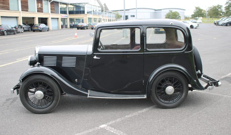 
								Standard Little Nine Classic Car SKU923 full									