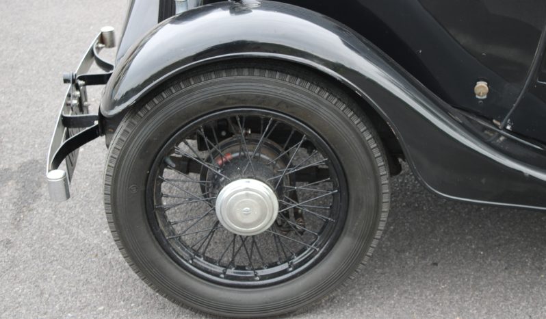 
								Standard Little Nine Classic Car SKU923 full									