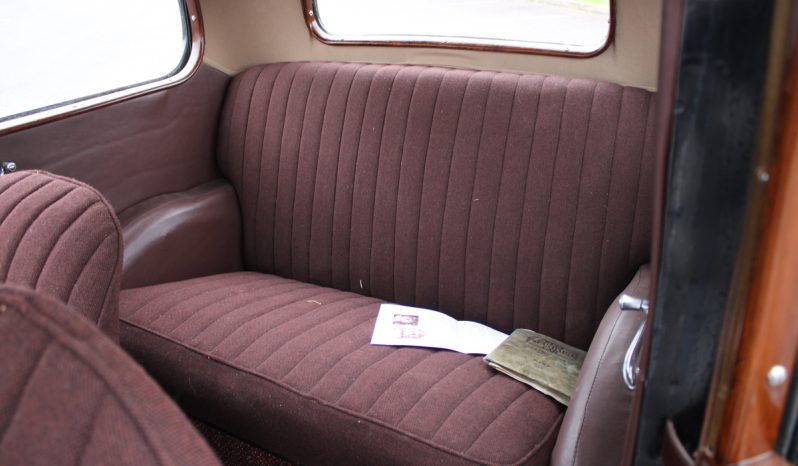 
								Standard Little Nine Classic Car SKU923 full									