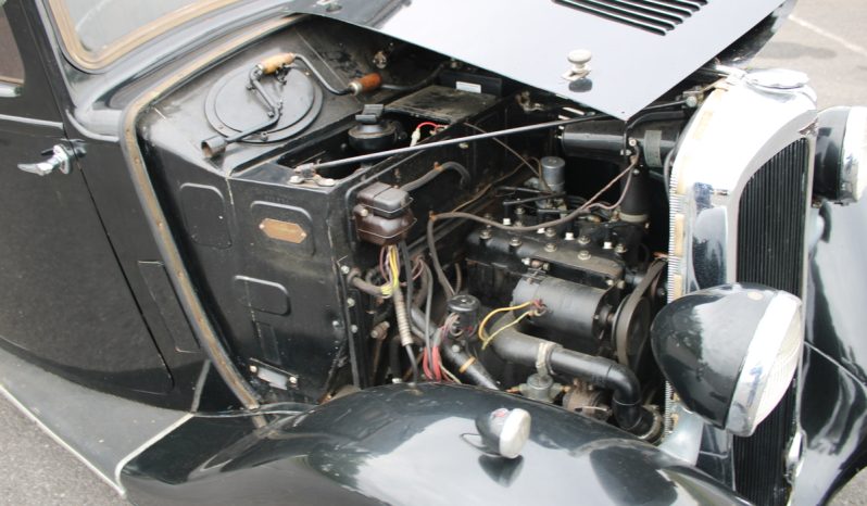 
								Standard Little Nine Classic Car SKU923 full									