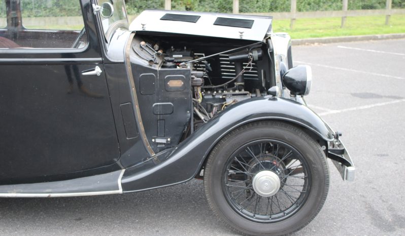 
								Standard Little Nine Classic Car SKU923 full									