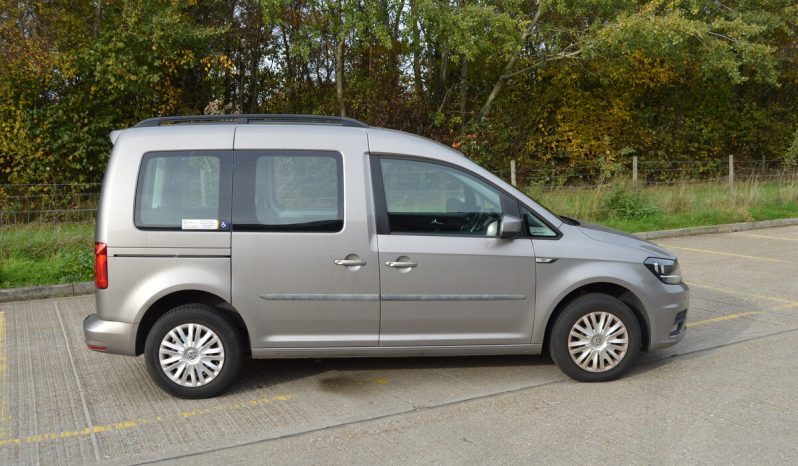 
								VOLKSWAGEN CADDY C20 LIFE TDI Bluemotion Stop/Start Wheelchair equipped 1 former keeper only 15,960 mls from new! SKU937 full									