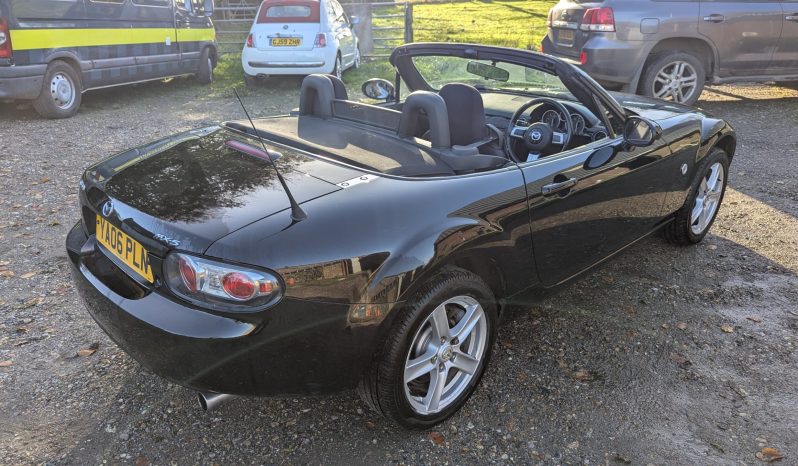 
								Mazda MX5 Roadster Factory Black superb example 2006 SKU930 full									