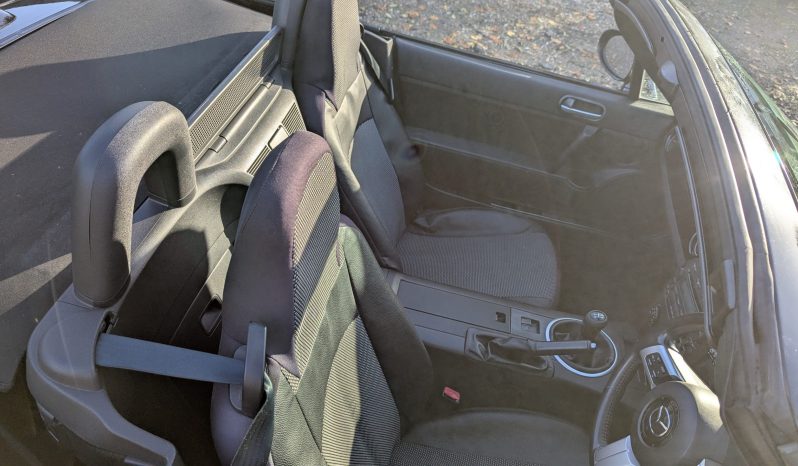 
								Mazda MX5 Roadster Factory Black superb example 2006 SKU930 full									