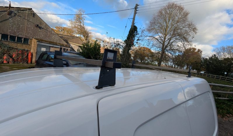 
								VOLKSWAGEN CADDY MAXI C20 TDI 104 Step-Through 2009  SKU934 full									