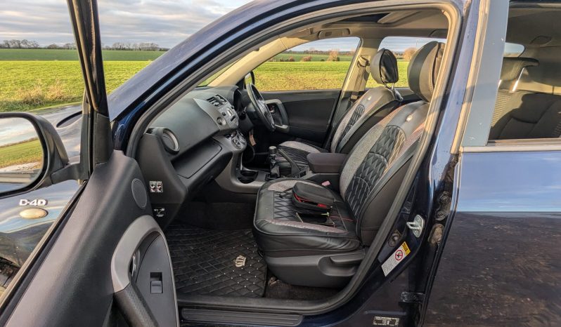 
								TOYOTA RAV4 XTR D-4D 4×4 Rare Manual 2009 SKU940 full									