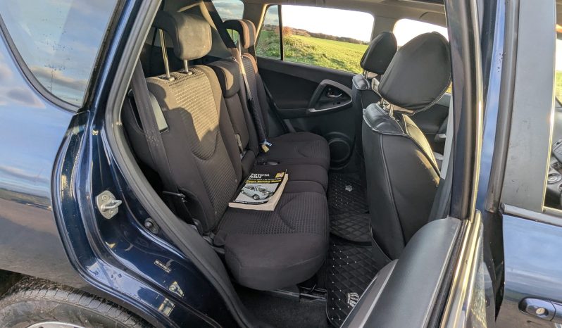 
								TOYOTA RAV4 XTR D-4D 4×4 Rare Manual 2009 SKU940 full									