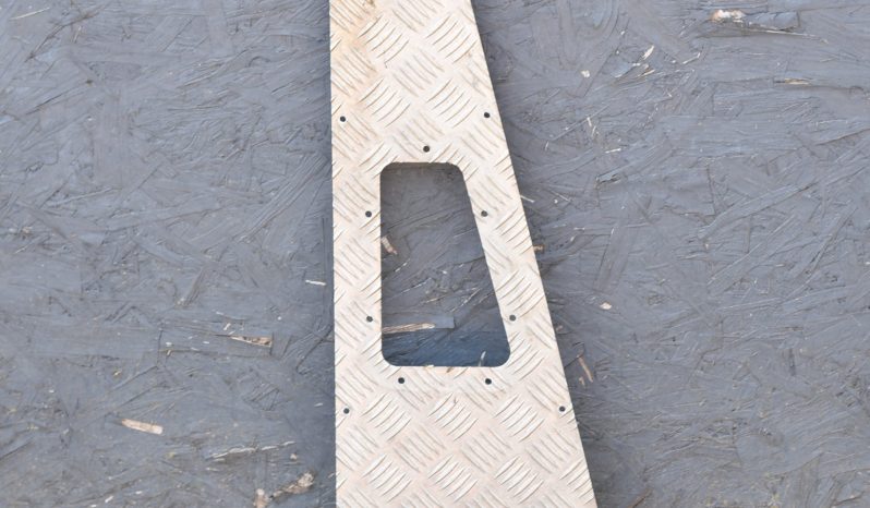 
								Big Barn Clear Out: Wheel, engines, tubs, chassis, bumpers, seats, bullbars, seat covers, full									