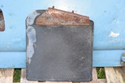 
										Big Barn Clear Out: Wheel, engines, tubs, chassis, bumpers, seats, bullbars, seat covers, full									