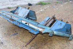 
										Big Barn Clear Out: Wheel, engines, tubs, chassis, bumpers, seats, bullbars, seat covers, full									