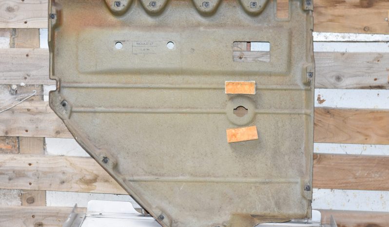 
								Big Barn Clear Out: Wheel, engines, tubs, chassis, bumpers, seats, bullbars, seat covers, full									