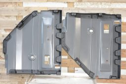 
										Big Barn Clear Out: Wheel, engines, tubs, chassis, bumpers, seats, bullbars, seat covers, full									