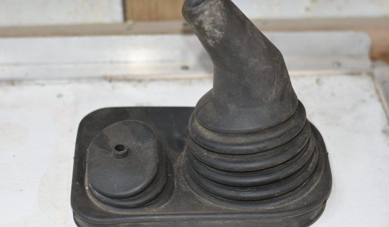 
								Big Barn Clear Out: Wheel, engines, tubs, chassis, bumpers, seats, bullbars, seat covers, full									