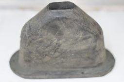 
										Big Barn Clear Out: Wheel, engines, tubs, chassis, bumpers, seats, bullbars, seat covers, full									