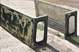 
										Big Barn Clear Out: Wheel, engines, tubs, chassis, bumpers, seats, bullbars, seat covers, full									