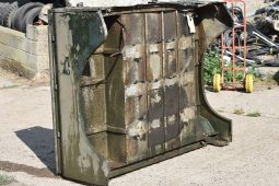 
										Big Barn Clear Out: Wheel, engines, tubs, chassis, bumpers, seats, bullbars, seat covers, full									