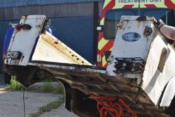 
										Big Barn Clear Out: Wheel, engines, tubs, chassis, bumpers, seats, bullbars, seat covers, full									