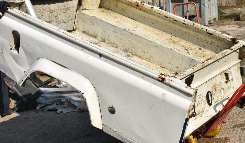 
								Big Barn Clear Out: Wheel, engines, tubs, chassis, bumpers, seats, bullbars, seat covers, full									