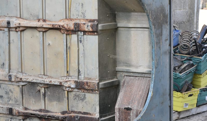 
								Big Barn Clear Out: Wheel, engines, tubs, chassis, bumpers, seats, bullbars, seat covers, full									